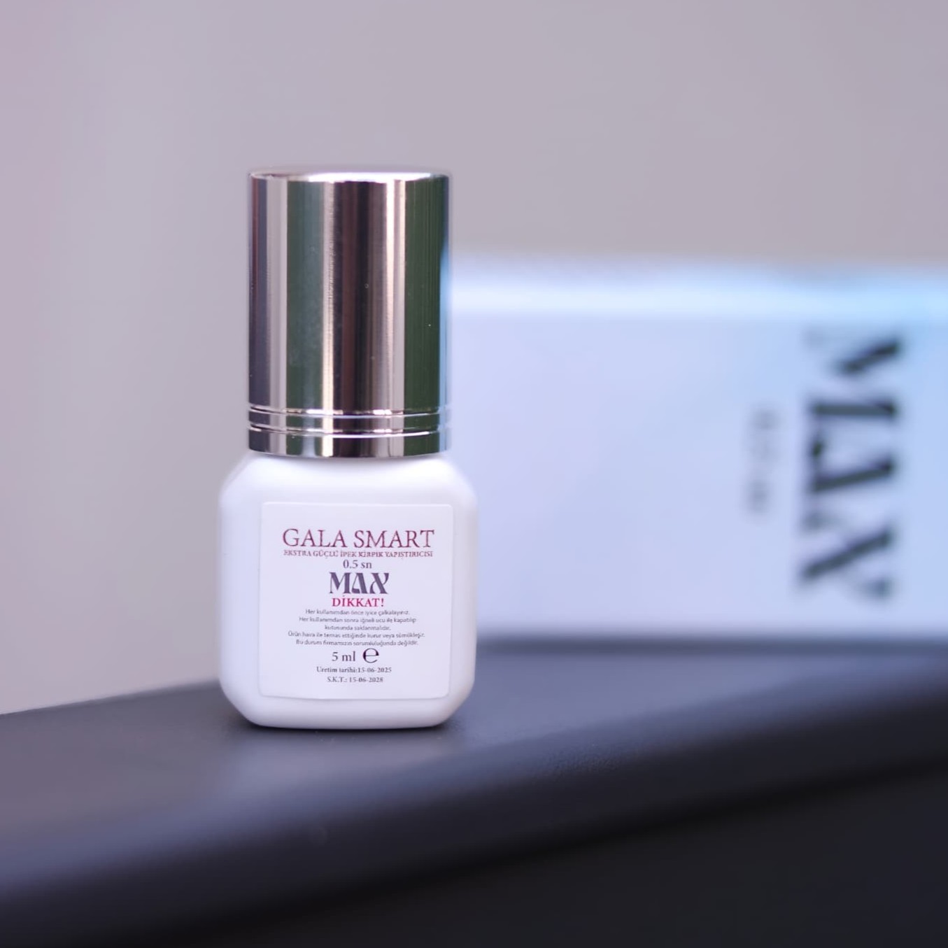 İpek Kirpik Yapıştırıcı GALA 0.5 Saniye 5 ml