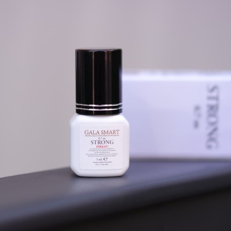 İpek Kirpik Yapıştırıcı GALA STRONG 0.7 Saniye 5 ml